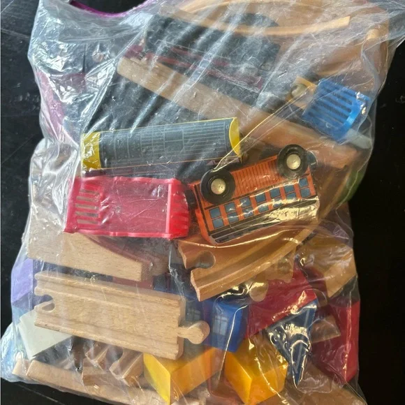 Melissa & Doug Train and Building Block Set - Picture 2 of 16